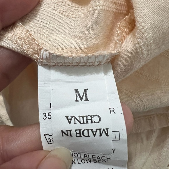 Mock neck Puff sleeve Lace Blouse in Apricot - Picture 7 of 12